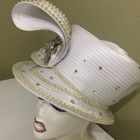 NWT Fabulous WHITE Church Dress Hat by Ben Marc - Picture 6 of 11